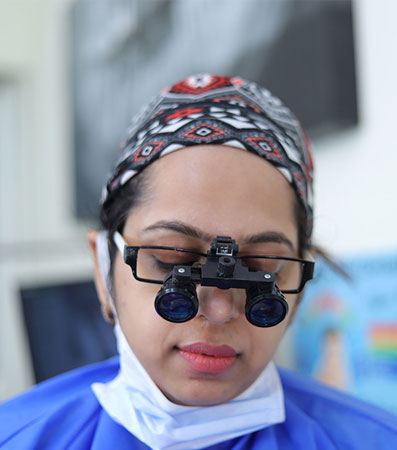 Dr Kanika Gupta Implantologist in Ghaziabad
