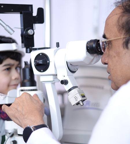 Best Ophthalmologist in Ghaziabad - Dr Harish Gupta